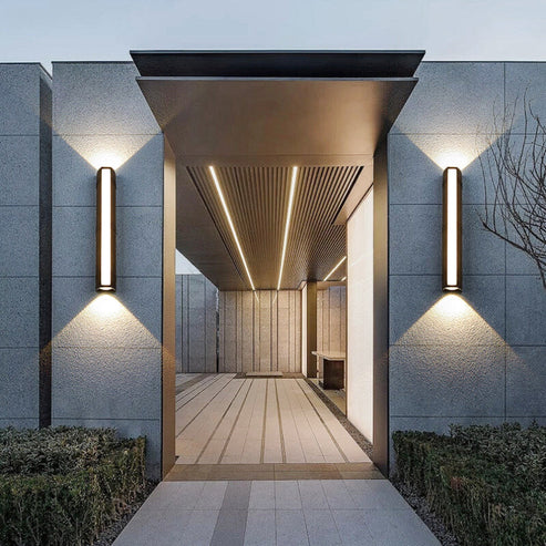 Outdoor Up and Down Wall Light