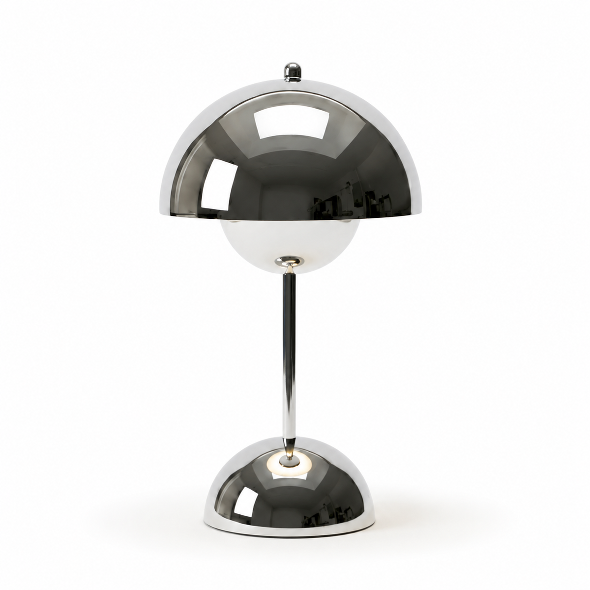USB-C table lamp
