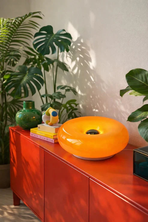 circular table lamp
