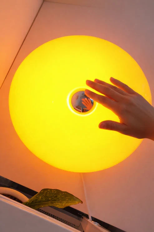 indoor table lamp
