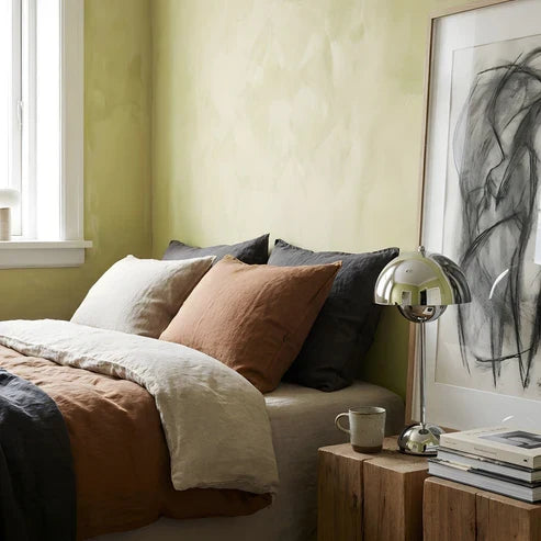 decorative table lamp
