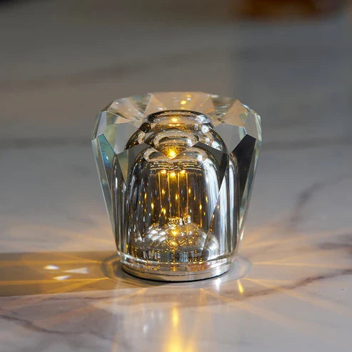 faceted-shelf-light
