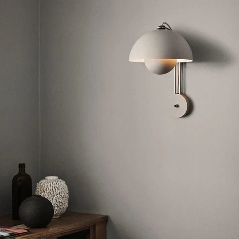 flowerpot style wall lamp
