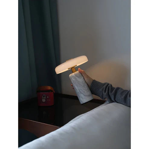 lunara-table-light-product-image
