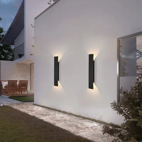 outdoor wall light fixture
