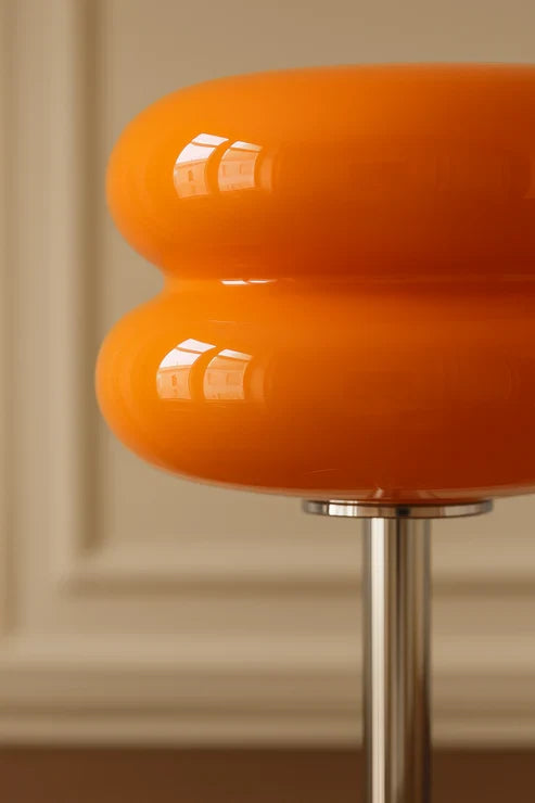 rounded-gloss-shade-lamp
