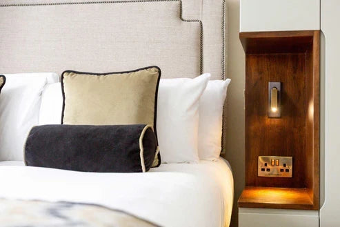 silver wall mounted lamp
